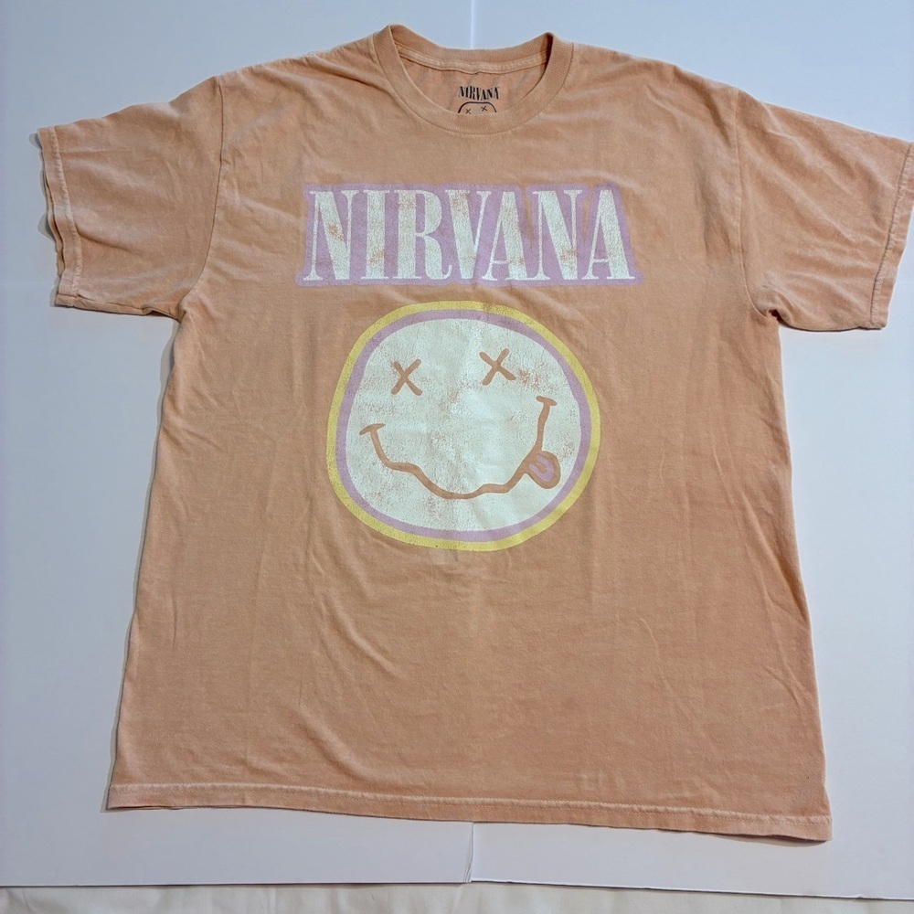 SOLD Nirvana Kurt Cobain Smiley Face Logo Peach t-shirt Size Large